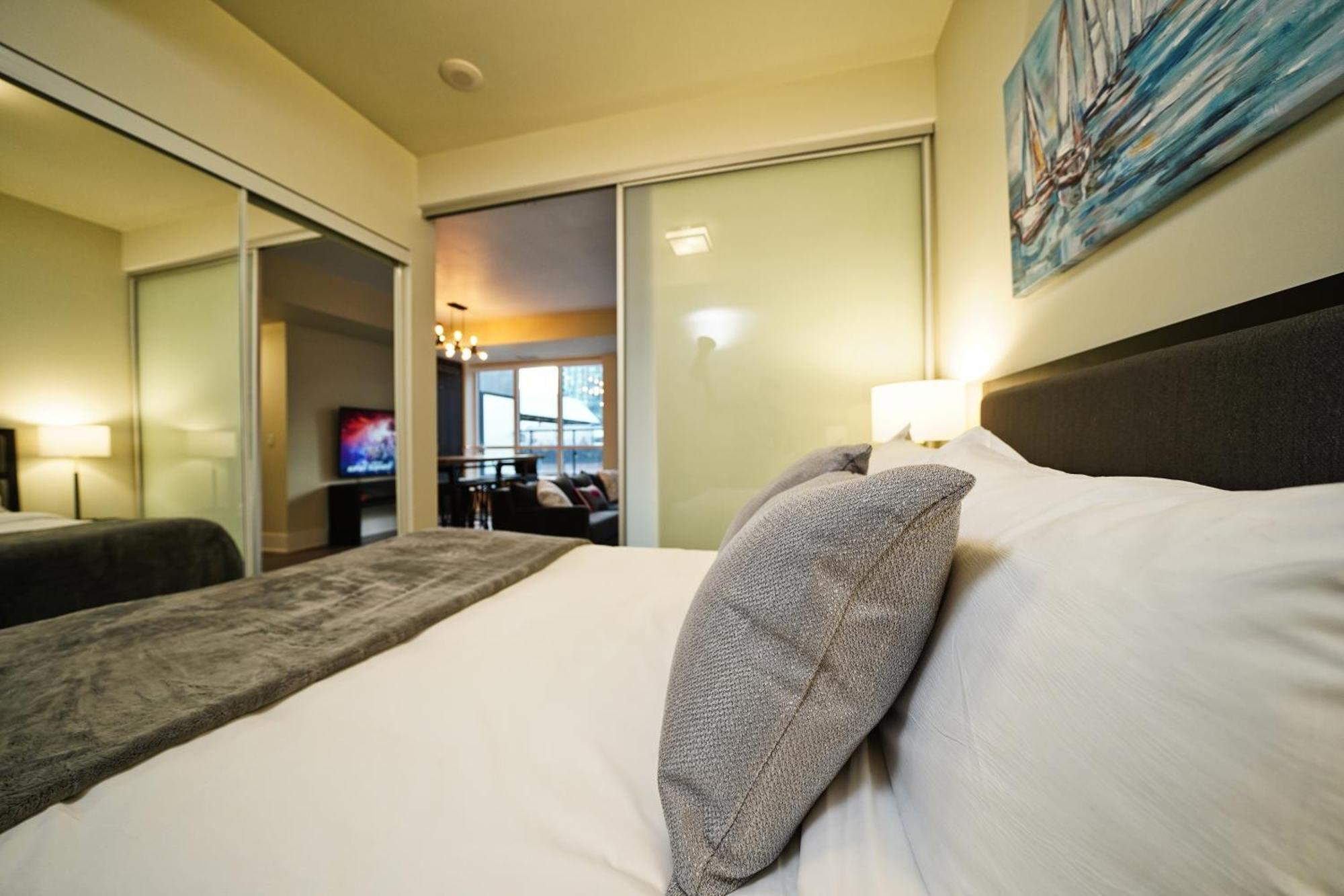 Rivetstays - The Atmos Toronto Exterior photo