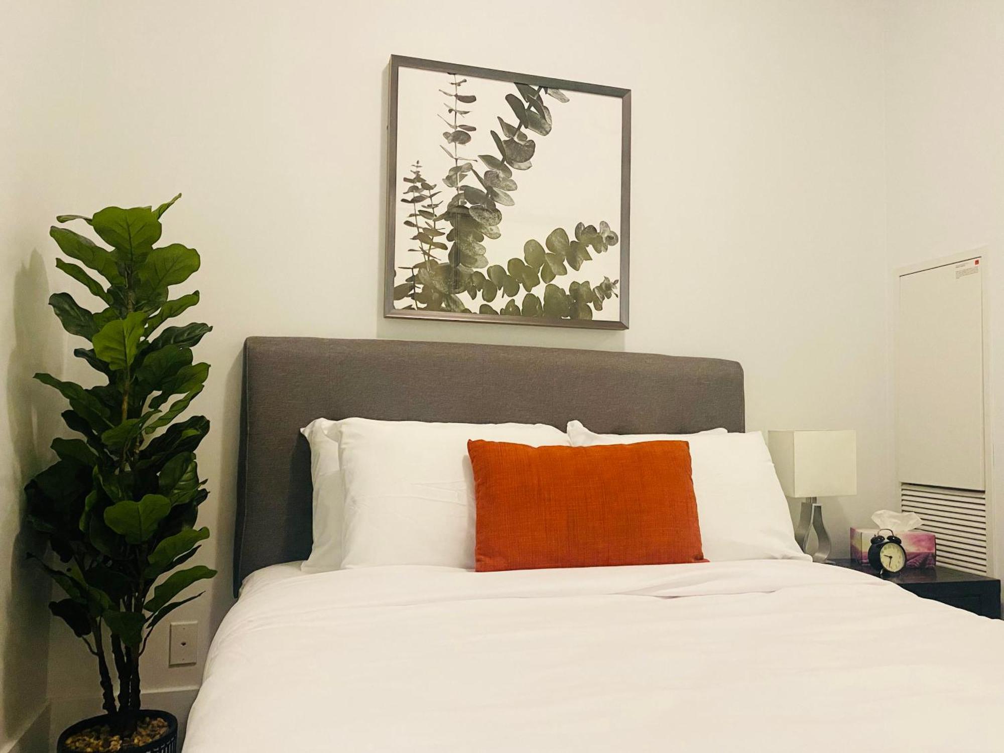 Rivetstays - The Atmos Toronto Exterior photo